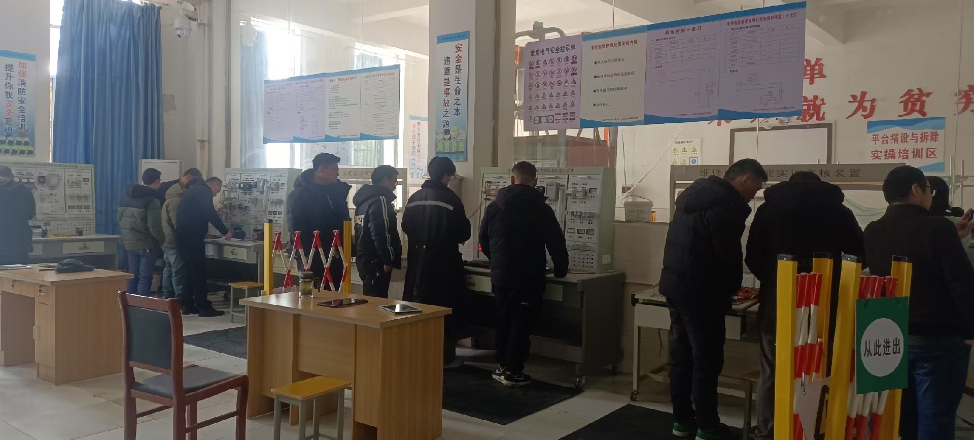 1741243823135256.jpg 4.jpg